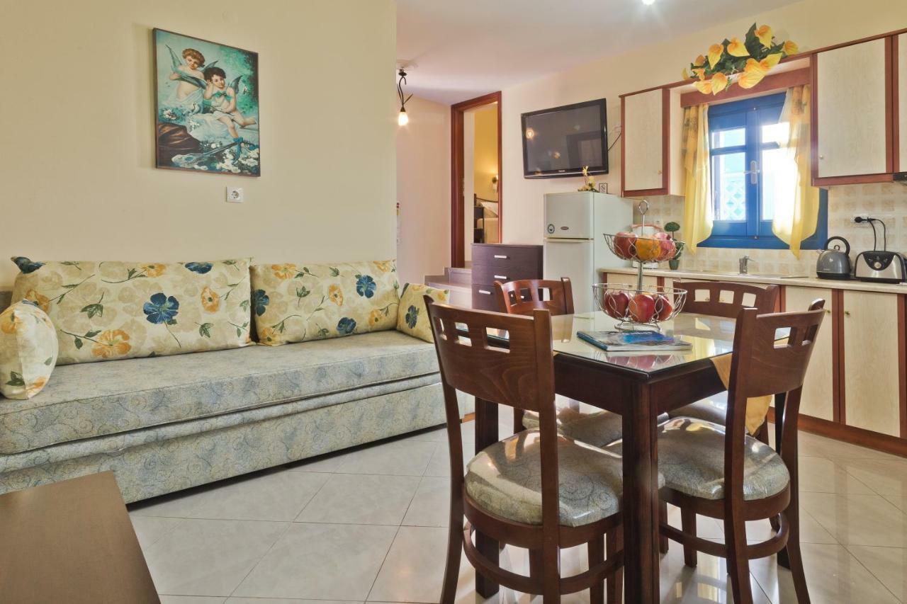 Alkioni Hotel Фойникион Экстерьер фото